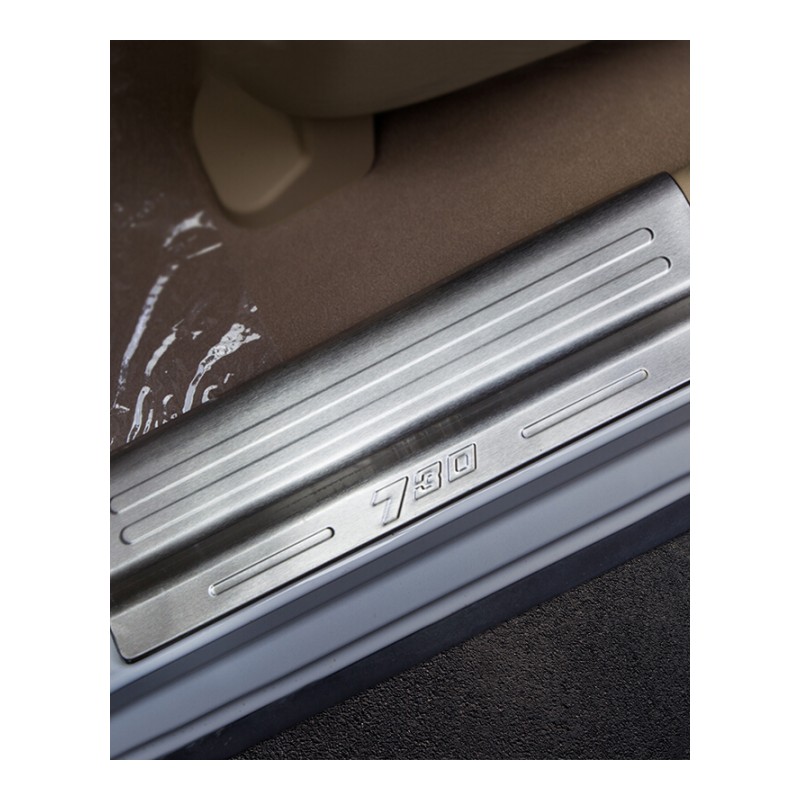 14-16款宝骏730槛条改装专用迎宾踏板不锈钢后护板汽车尾箱装饰