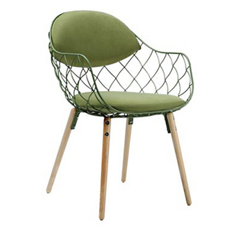 北欧餐椅设计师化妆椅实木现代铁艺单人沙椅创意咖啡厅布艺软包