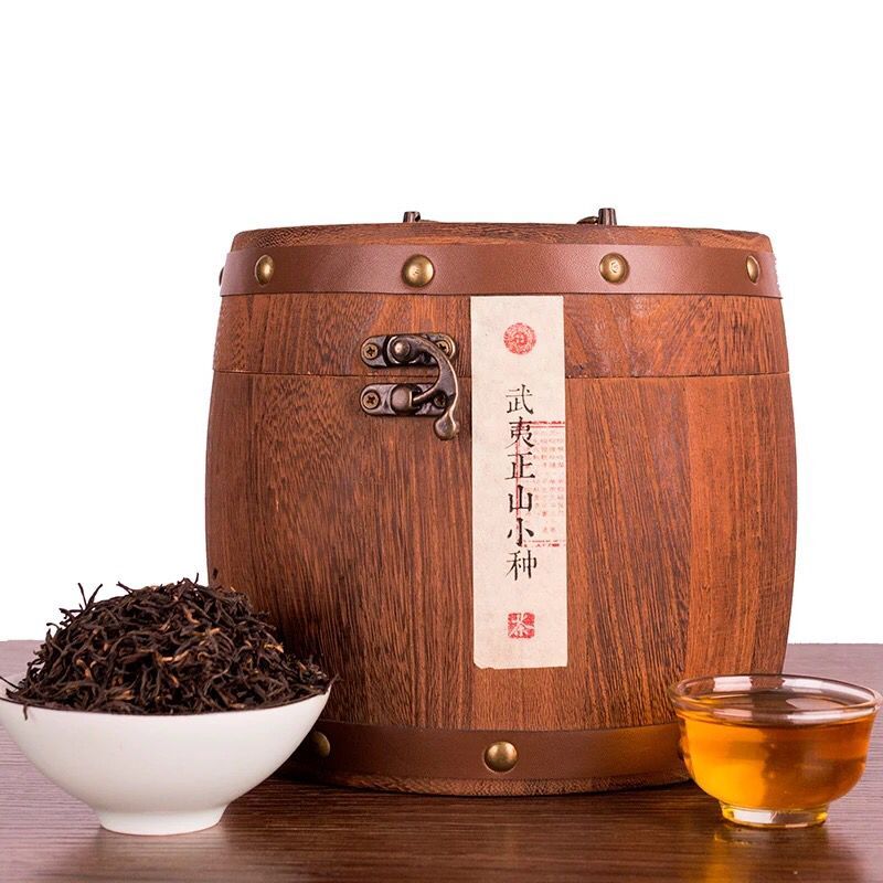 福岗 新茶品质武夷山正山小种红茶茶叶罐装大份量礼盒木桶散装