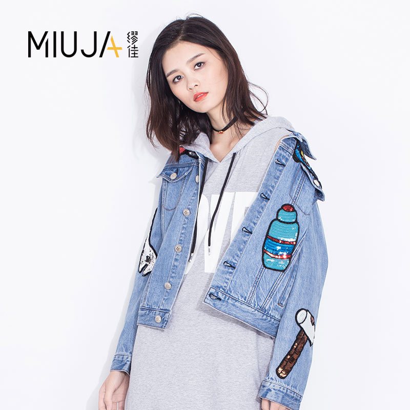女款翻领贴布绣牛仔外套