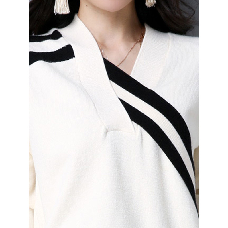 丝柏舍2017秋冬新款女装个性V领撞色拼接长袖休闲套头毛衣S74S0121M