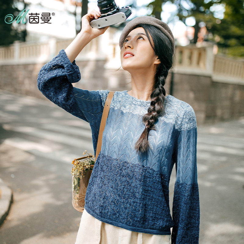 茵曼新款文艺缕空提花渐变色圆领套头针织衫女宽松上衣1873132400