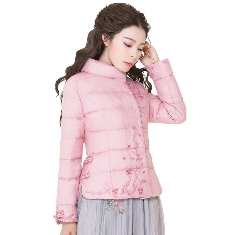 烟花烫2018冬新款女装气质修身立领绣花短款外套羽绒服 粉水晶3742210