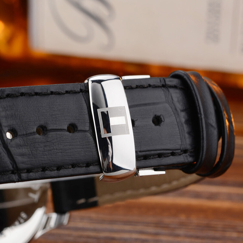 天梭（TISSOT） 俊雅系列男表 石英表 T063.610.16.052.00