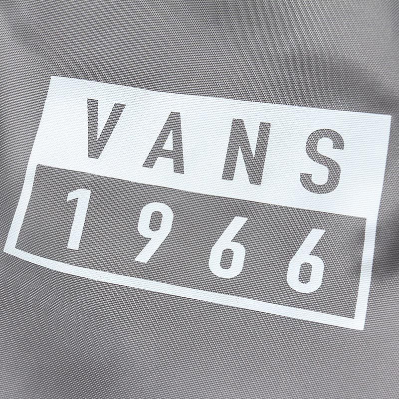 范斯VANS男女装休闲夹克飞行服VN0A342EOFV S 灰色