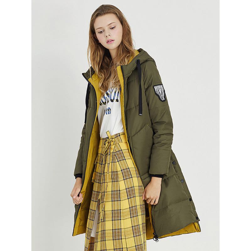 波司登BOSIDENG羽绒服 女中长款女士冬季常规款宽松波斯登羽绒服外套B70141104图片