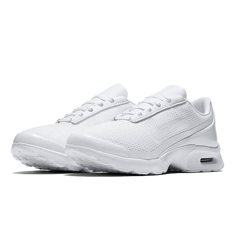 NIKE(耐克)女子运动休闲鞋透气轻便舒适跑步鞋896194-101图片