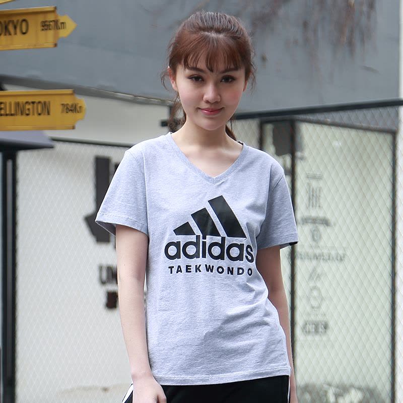 Adidas阿迪达斯短袖女速干透气运动休闲T恤图片