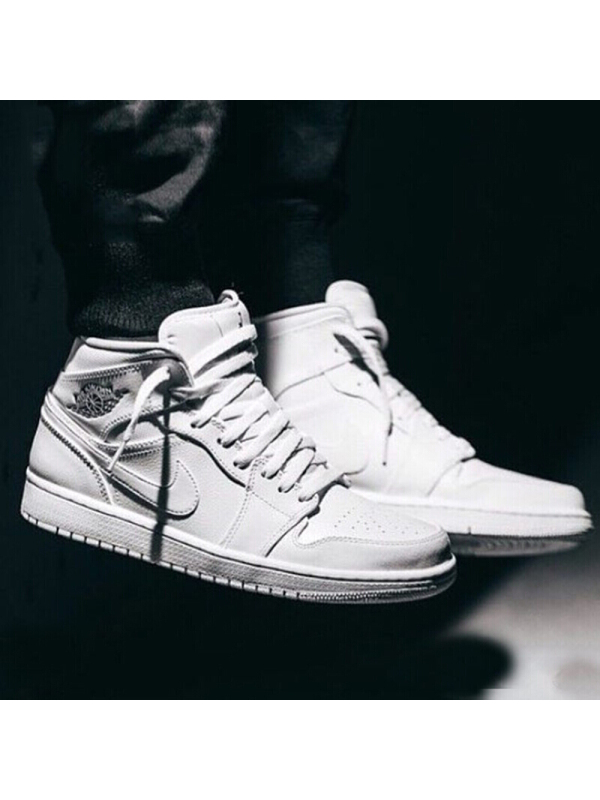 Nike耐克男鞋冬季AJ1乔1休闲运动篮球鞋-554724-104