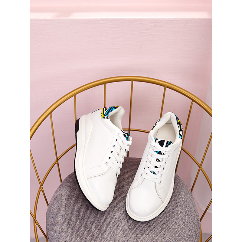 卡芙琳CL17180-07板鞋2018春季新品休闲鞋印花系带内增高小白鞋休闲运动