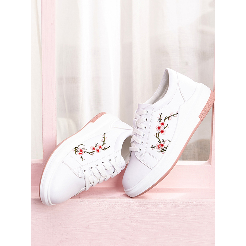 卡芙琳CL18005-02小白鞋女2018春季新款文艺绣花平底百搭板鞋休闲鞋运动女鞋