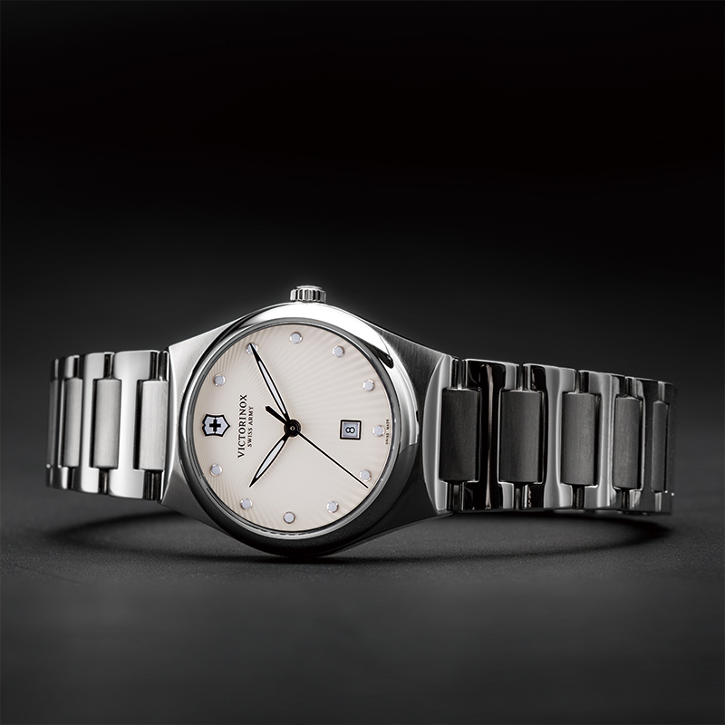 维氏victorinox维多利亚系列石英表瑞士手表钢带女表241513