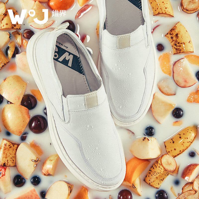 维界百搭新款精致车线牛皮板鞋小白鞋图片