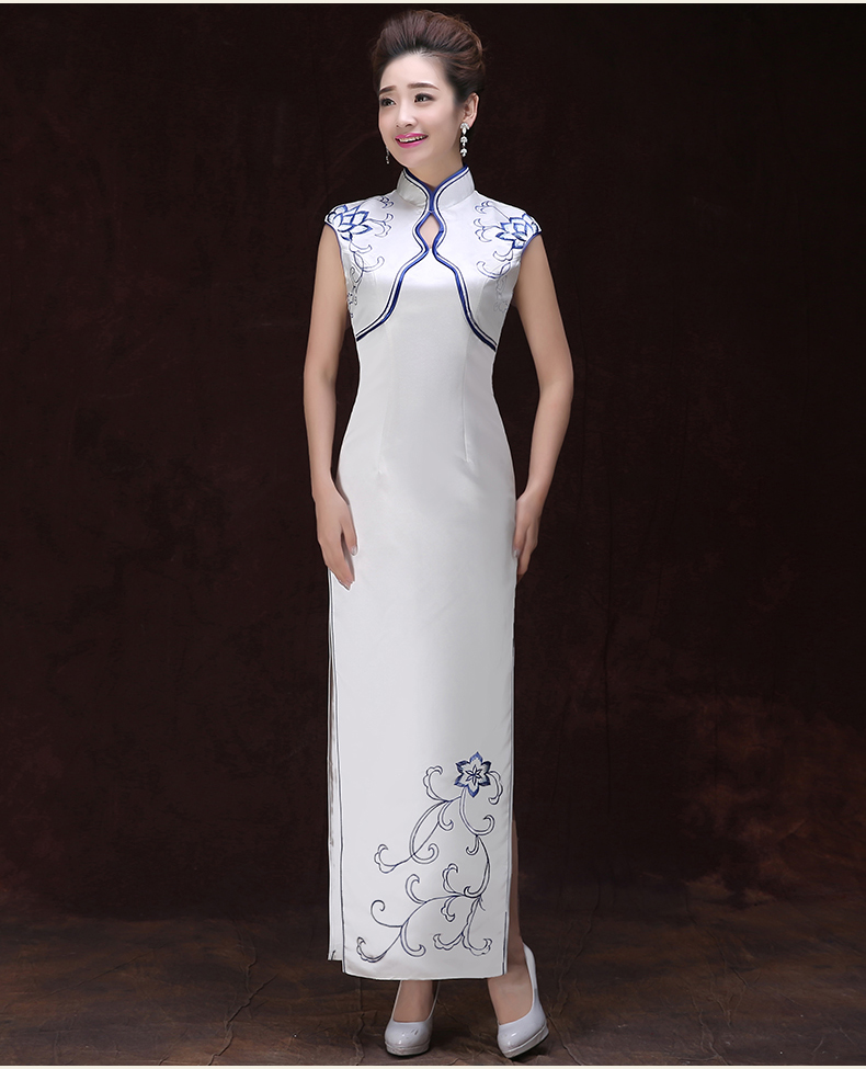 902新款礼仪小姐服装青花瓷奥运旗袍礼服 演出绣花旗袍 礼仪旗袍迎宾