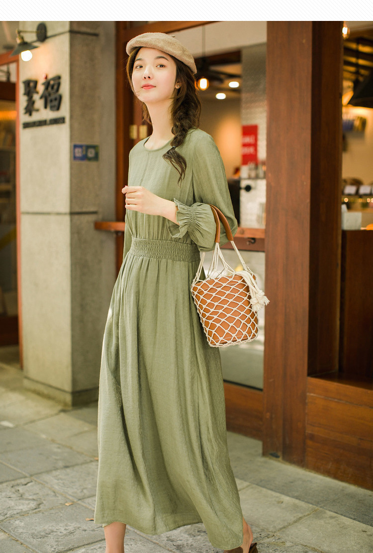 茵曼秋装棉质圆领喇叭袖腰间打揽显瘦连衣裙文艺范中长裙