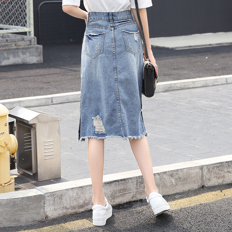 韩版时尚乞丐破洞牛仔半身裙女士高腰中长款包臀裙单排扣aa字裙子