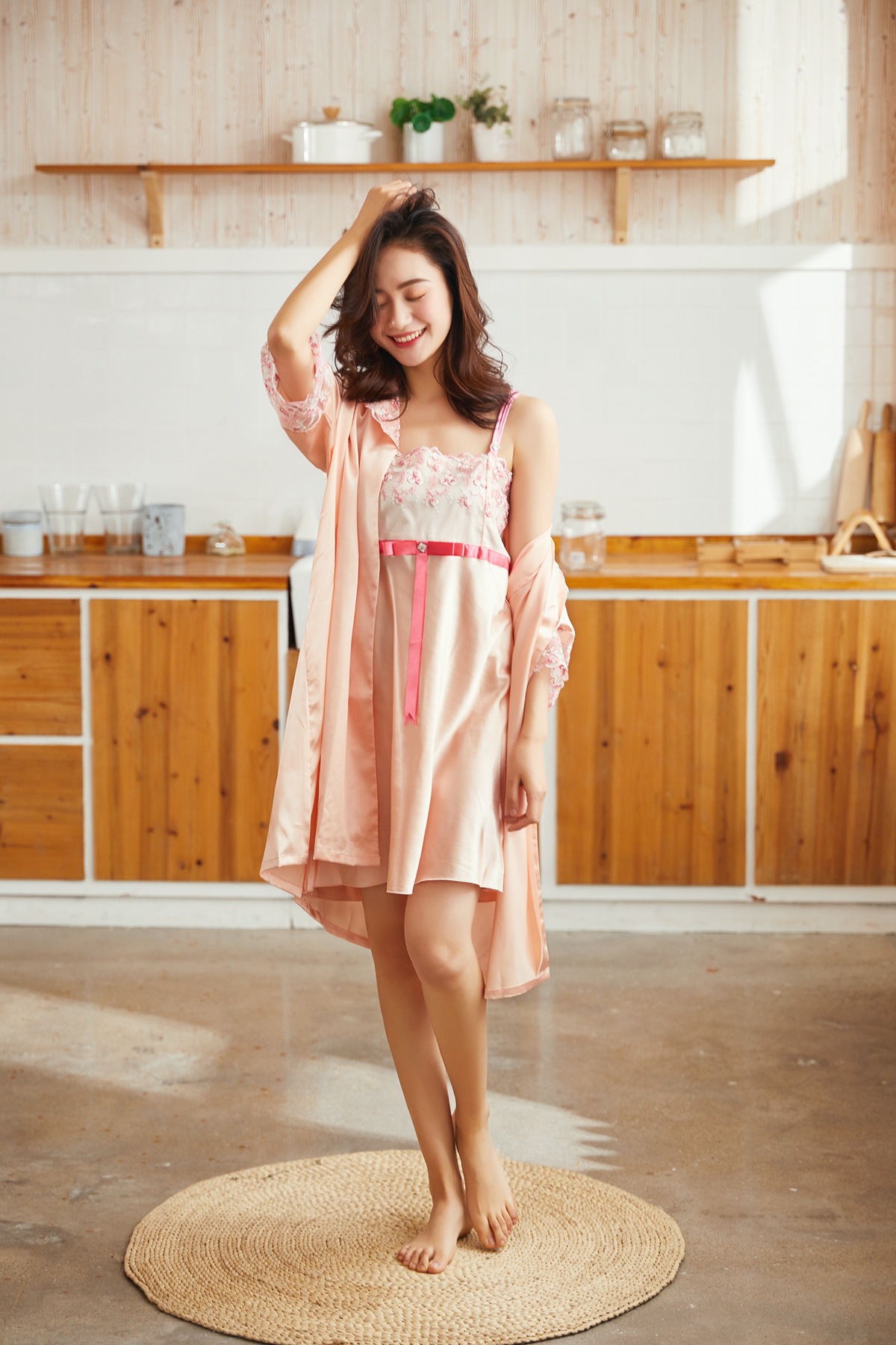 性感女士夏天吊带睡裙两件套仿真丝绸春秋蕾丝睡袍家居服