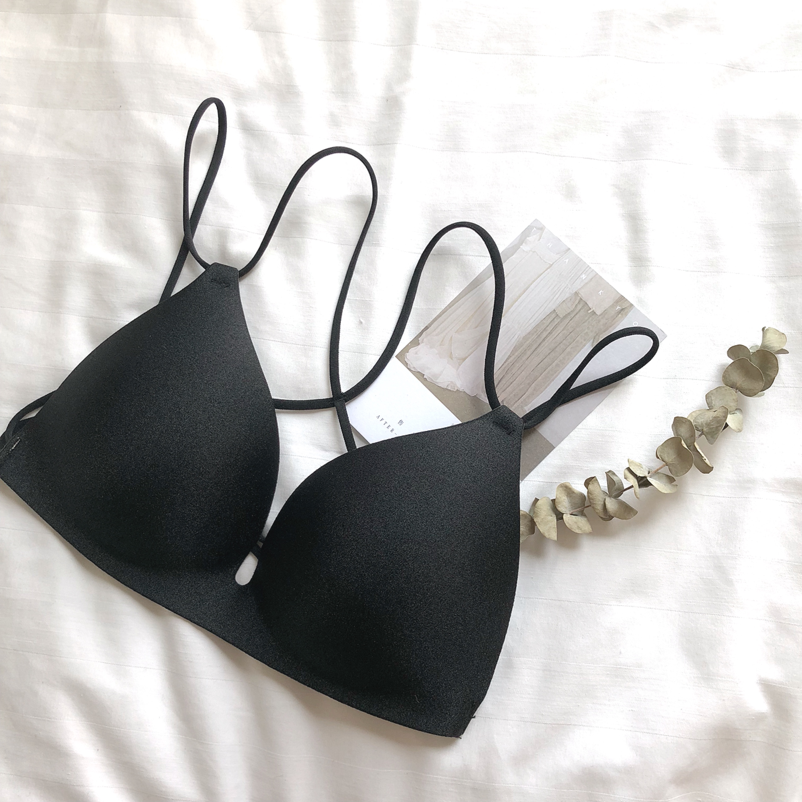 踏保帝2018韩国后背交叉美背上薄下厚无痕内衣无钢圈一片式文胸抹胸女