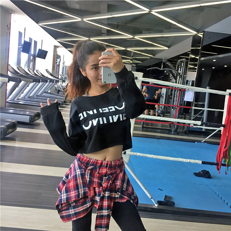 露脐超短款卫衣女春秋夏宽松韩版运动街舞学生上衣服高腰漏肚脐红