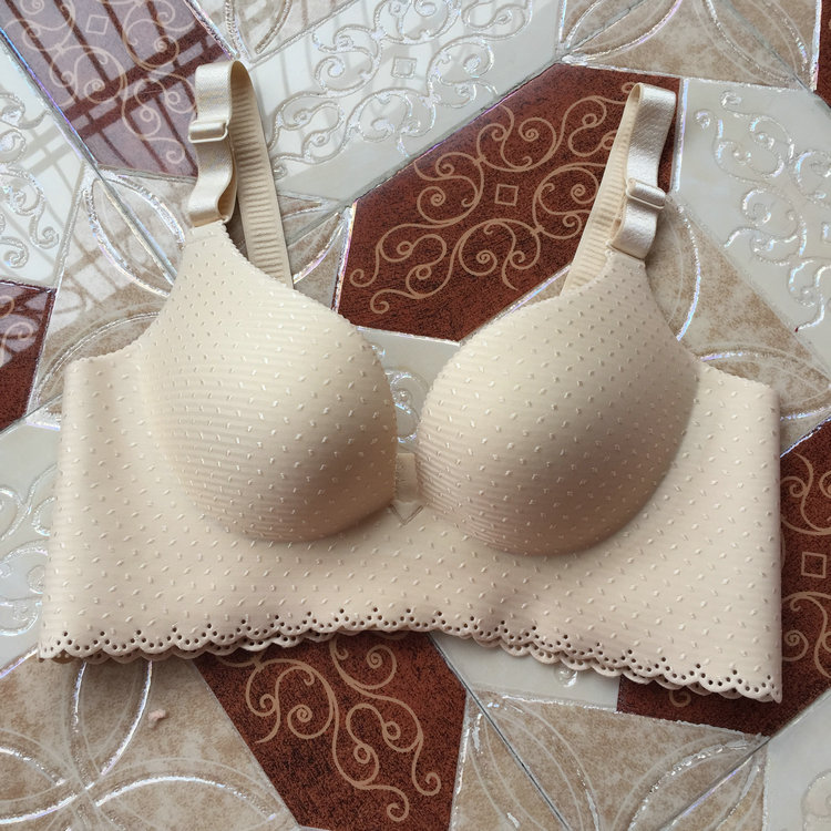 一片式无痕无刚圈小胸聚拢套装慕色少女士薄款调整型罩