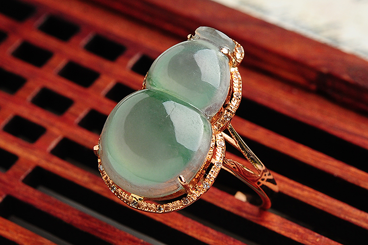 18k金镶嵌翡翠葫芦蛋面冰种戒指油绿指环饰品带证书送女朋友七夕情人