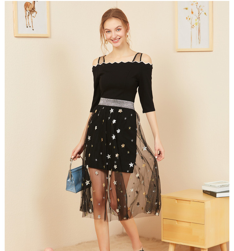 依尚街区一字肩连衣裙女2019春新款时尚百搭小清新学生洋气a字裙