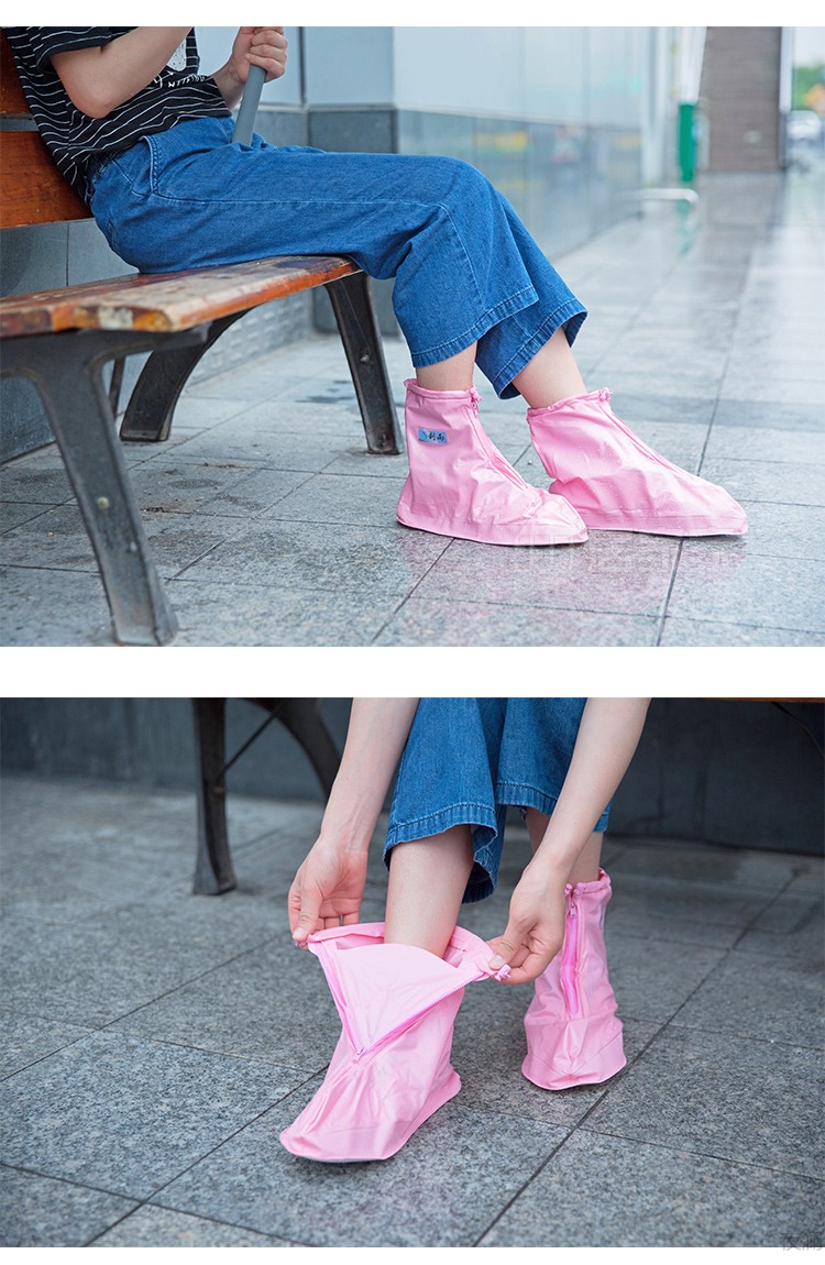 加厚耐磨雨天防水鞋套透明防滑雨鞋套家用男女学生下雨天防湿脚套