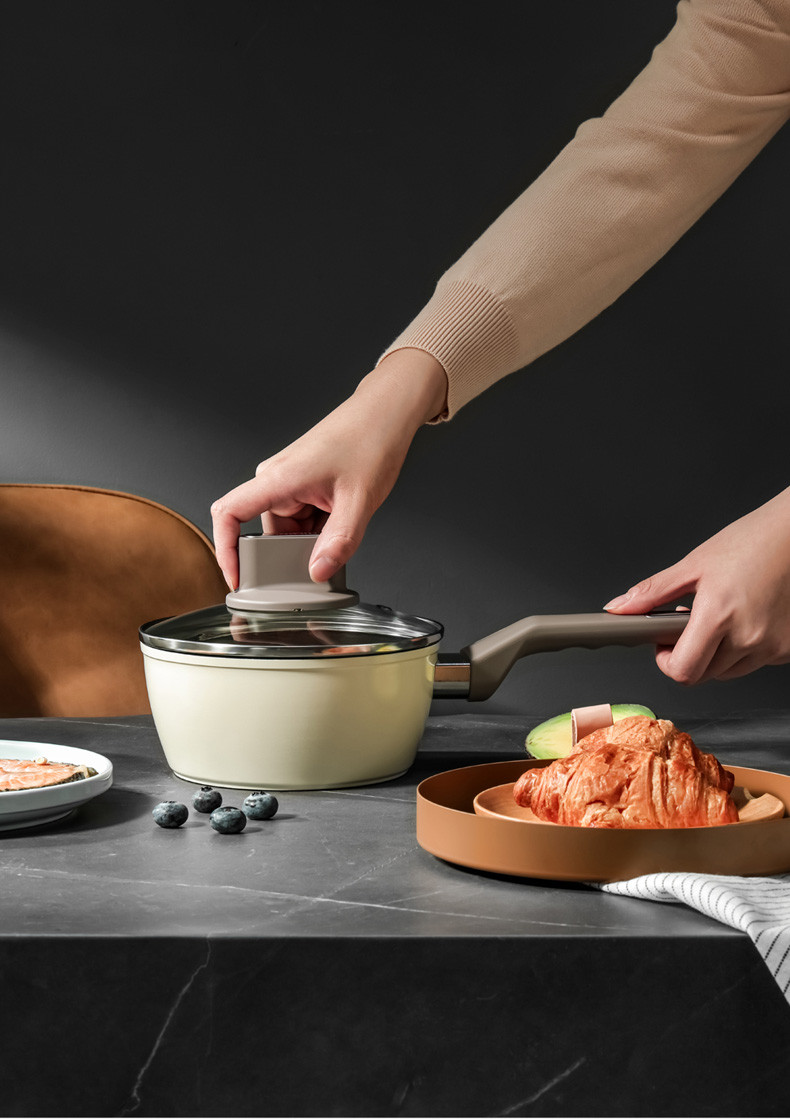 膳魔师厨房小家电kfsa-f16 膳魔师 不粘锅单柄16cm奶锅 kfsa-f16