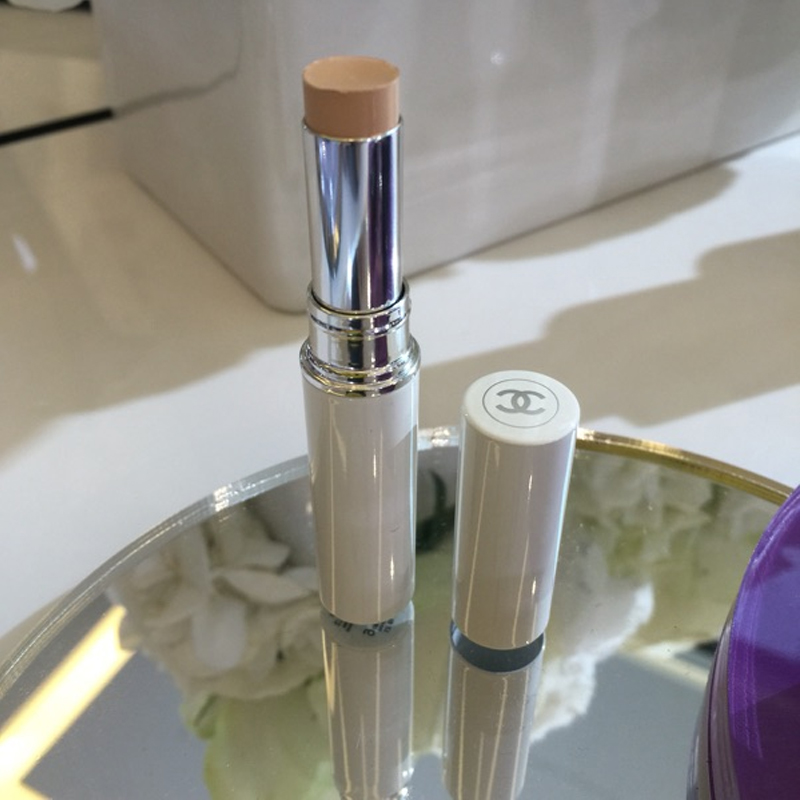 chanel香奈儿珍珠光采光彩遮瑕笔27gspf30pa臻白亮彩20自然
