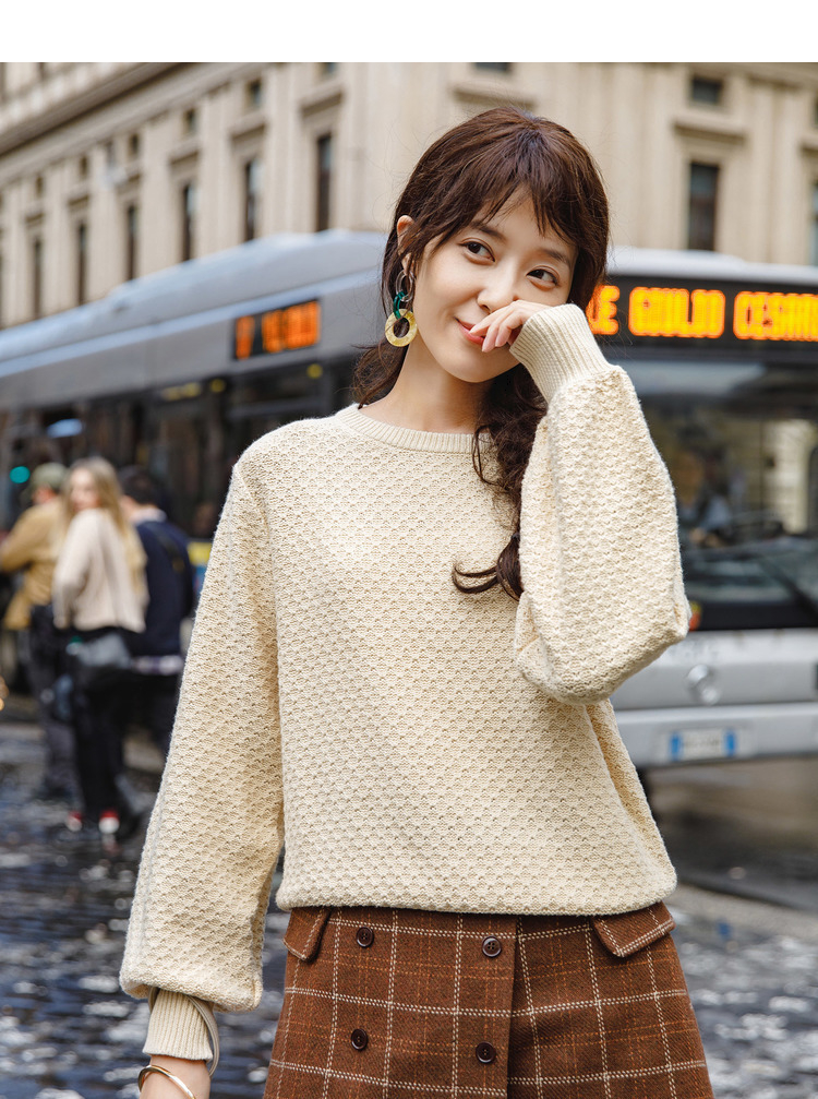 茵曼秋装新款罗纹圆领气质文艺范羊腿袖毛衣女纯色针织上衣