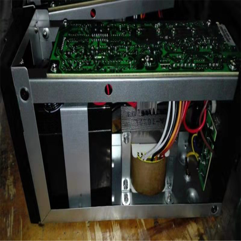 山特k1000ups不间断电源1000va600w稳压器服务器电脑单机30分钟