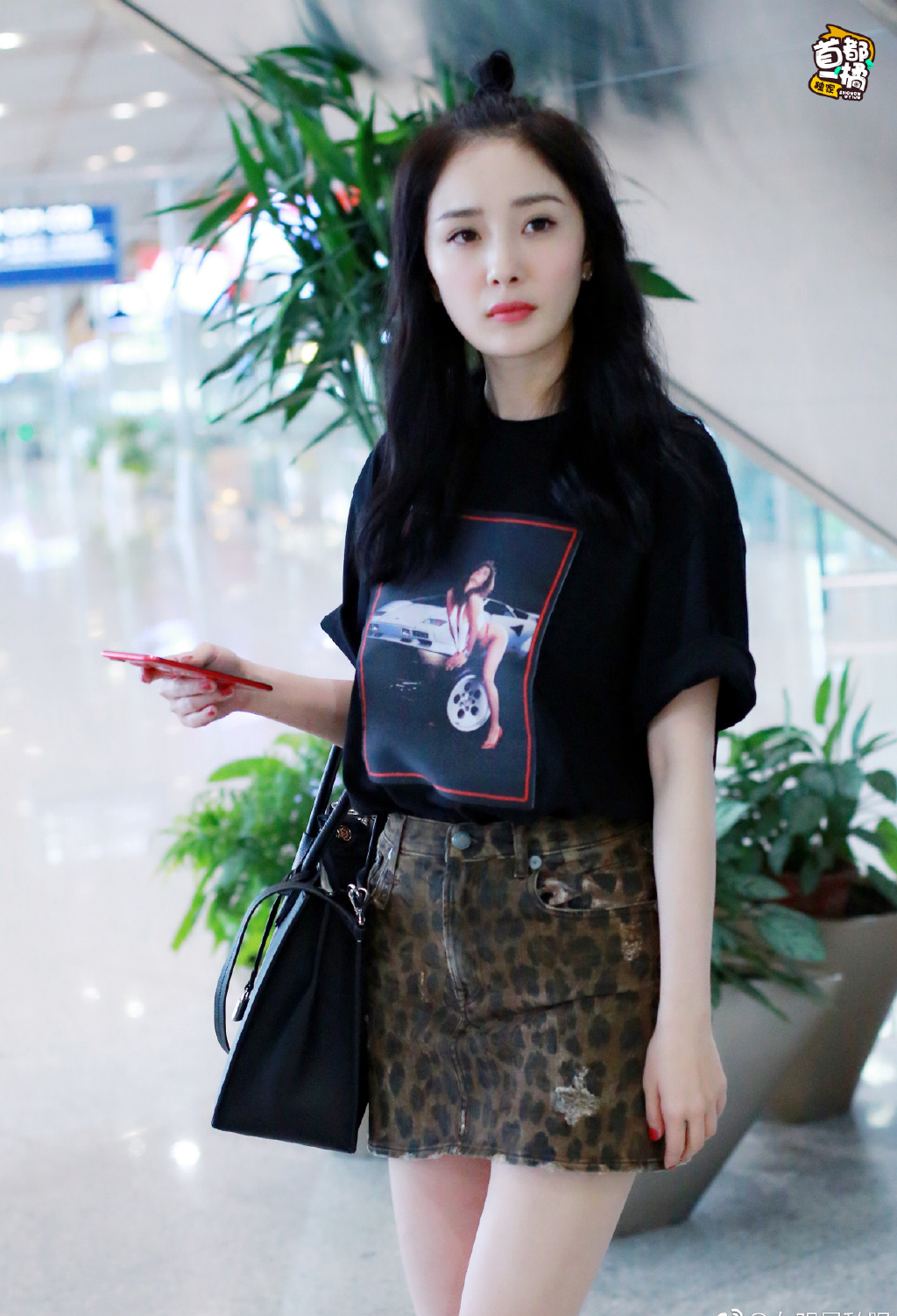 828新款杨幂明星同款圆领纯棉黑色印花显瘦潮流t恤女人物韩版学生风