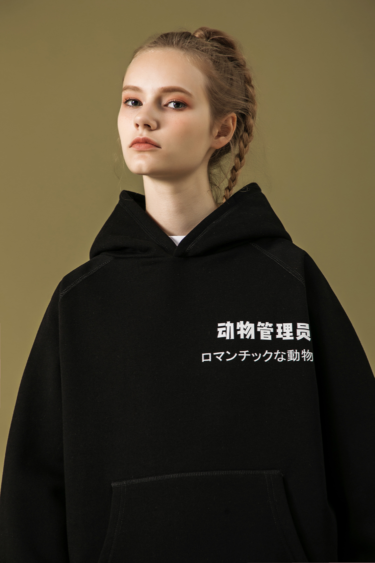 新款式小动物管理员情侣装冬装女创意文字宽松加绒连帽卫衣套头外套