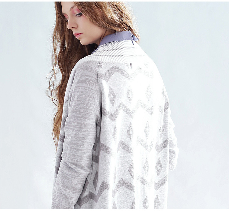 tune tune 2016春装新款 通体几何提花条纹中长款针织开衫高街外套