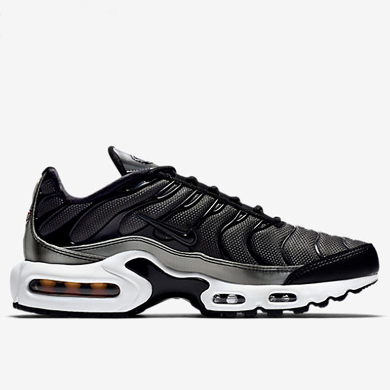 nike耐克女鞋2017秋季新款airmax全掌气垫减震透气跑步鞋862201003