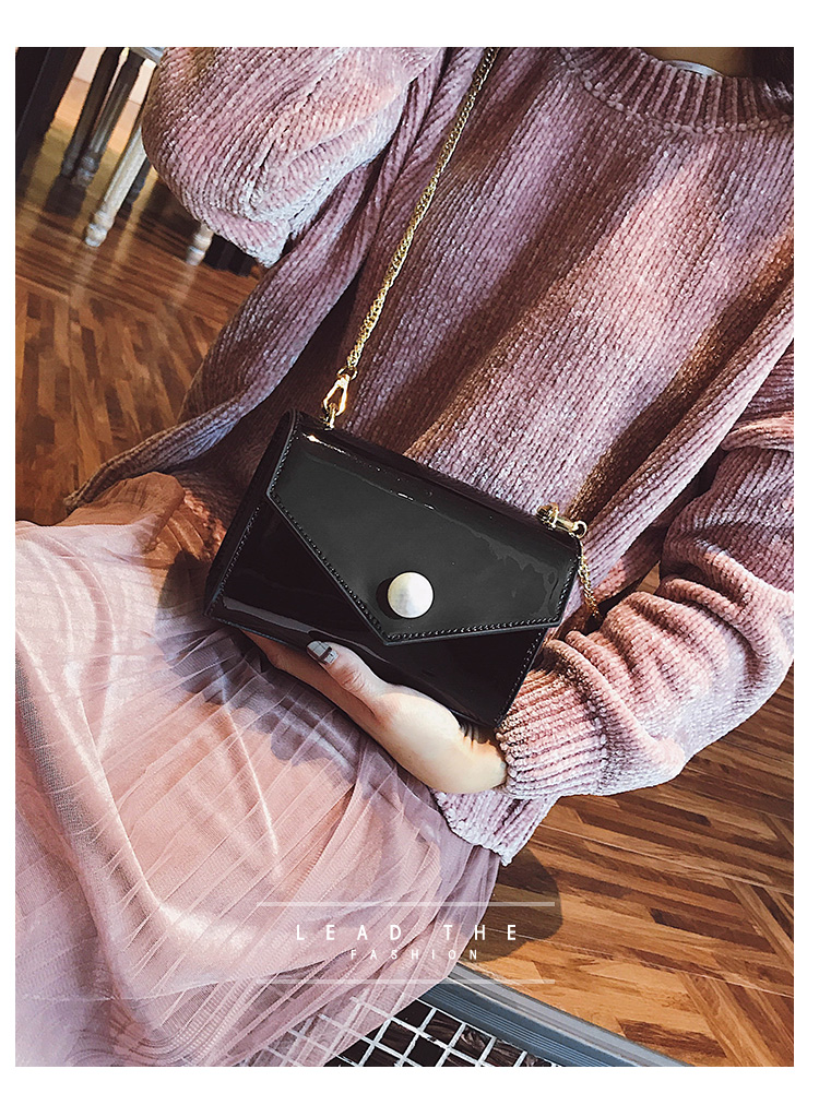 包包女2018新款韩版潮百搭漆皮小方包ulzzang复古单肩链条女包包