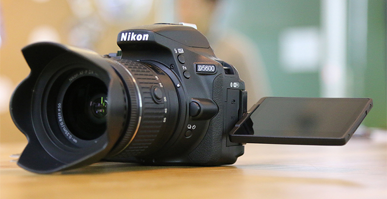 尼康(Nikon) D5600数码单反相机 搭配18-140f\/