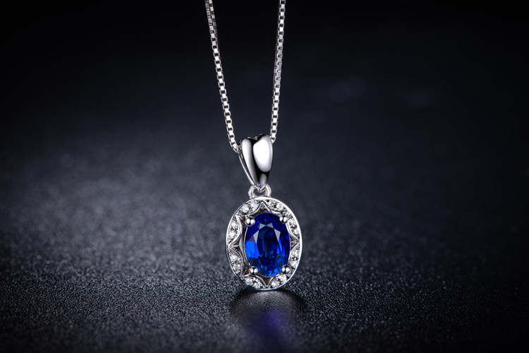 佐卡伊zocai 0.6克拉蓝宝石吊坠天然彩宝项坠18k金镶钻石吊坠时尚珠宝