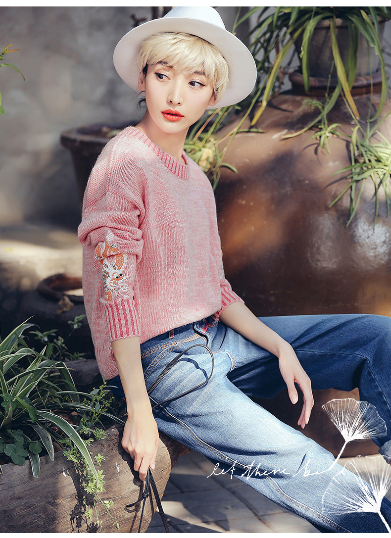 裂帛2019春装新款圆领刺绣百搭款宽松毛衣女