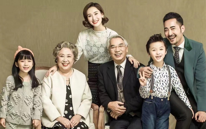 哪拍(napai)亲子摄影 [上海]卡玛视觉888元全家福摄影【价格 图片