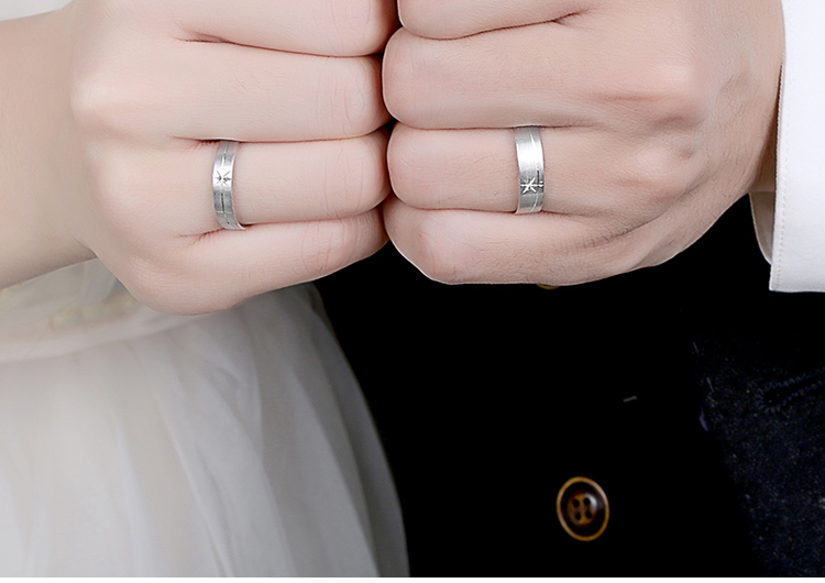 雅宝福pt950铂金戒指牵手铂金对戒情侣结婚戒指