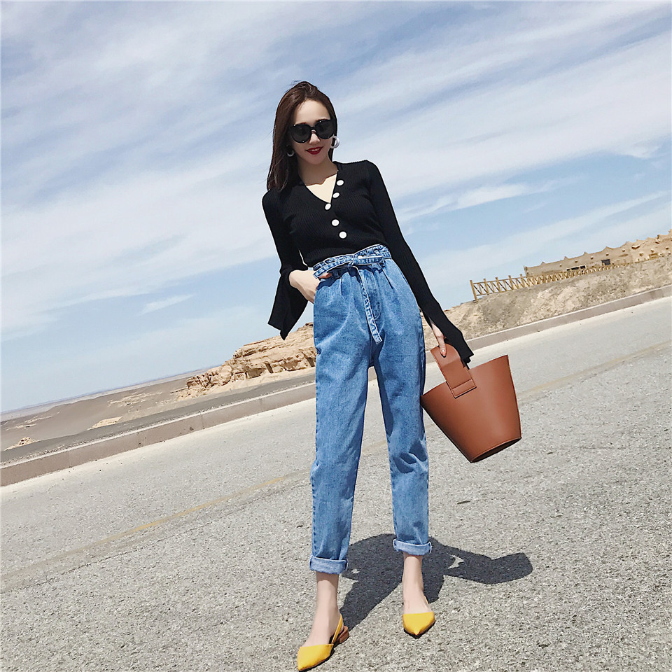 薇姬桑妮2018新款v领针织个性上衣开衫喇叭袖修身显瘦打底衫高腰牛仔