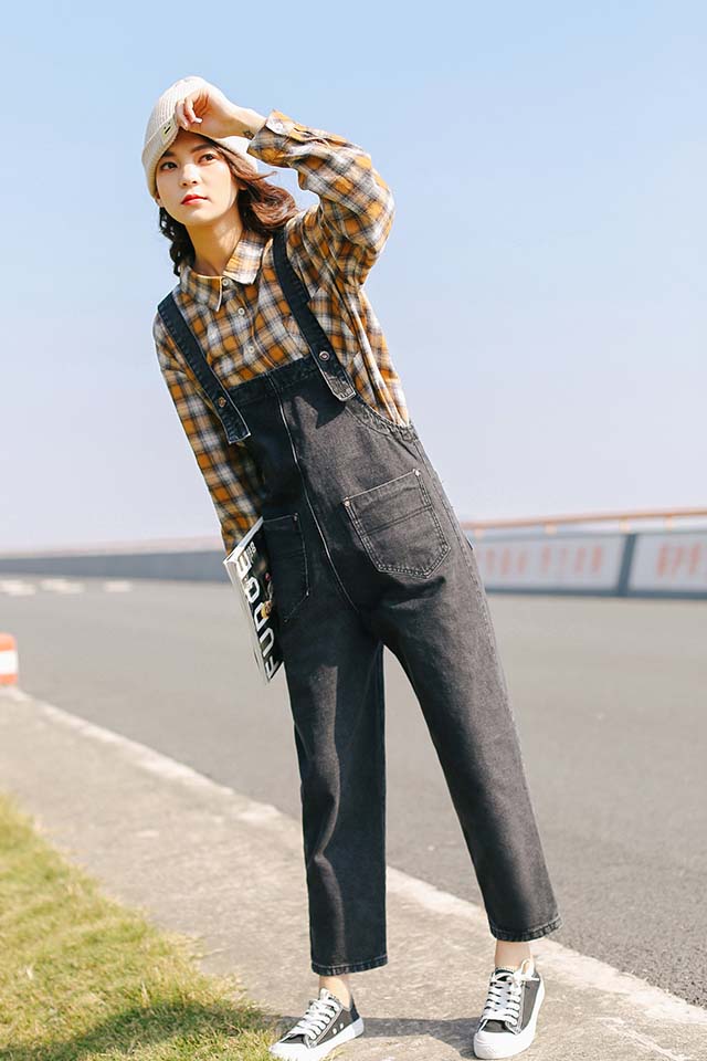 薇姬桑妮韩版春季新款宽松休闲翻领格子衬衫长袖衬衣女 显瘦牛仔裤