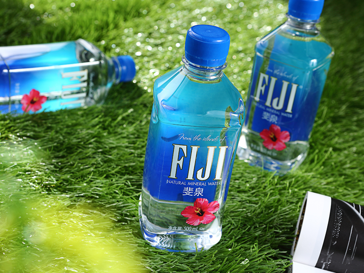 斐济fijiwater斐泉天然矿泉水500ml24瓶斐济进口