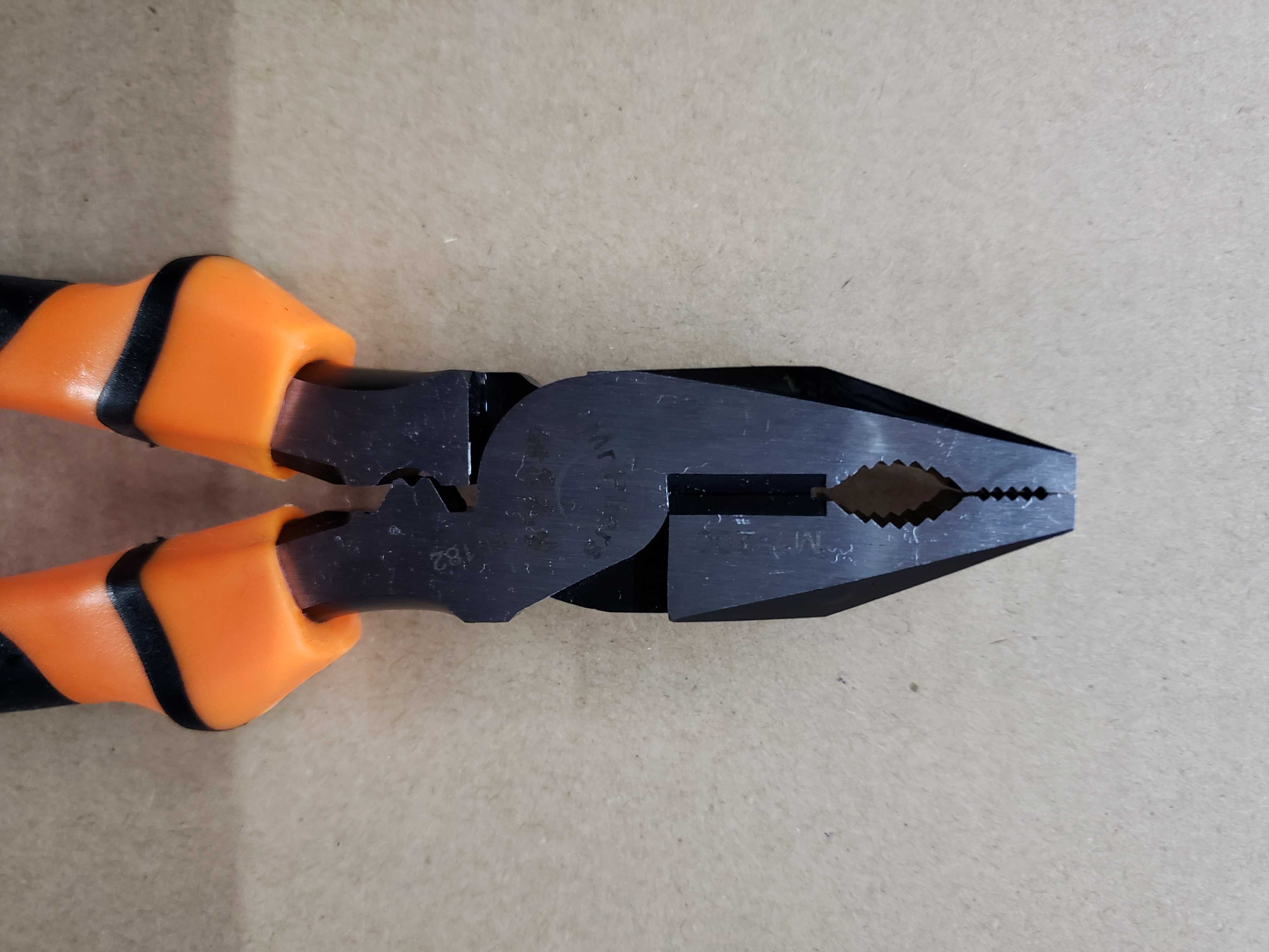 钢丝钳新款6寸工具钳8寸老虎钳