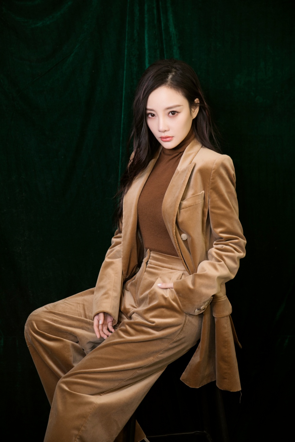 薇姬桑妮opstar李小璐明星同款阔腿裤金丝绒休闲西服时尚两件套装潮