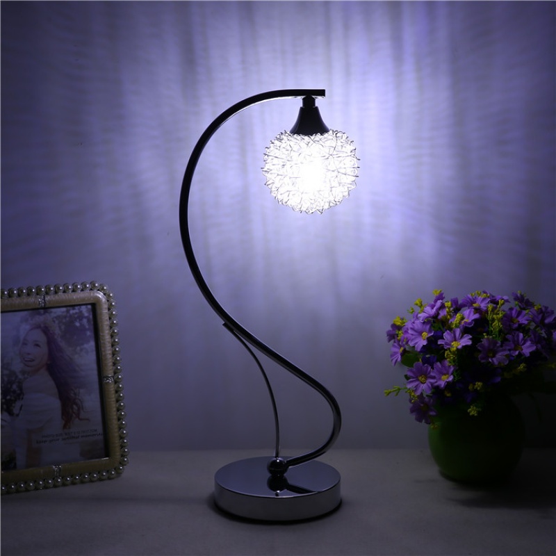 小夜现代床头水晶结婚房庆艺术简约送生日品卧室创意装饰台灯