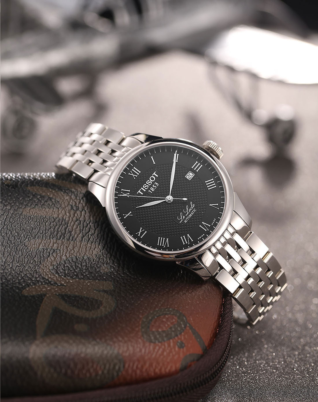 tissot天梭手表力洛克系列男士手表钢带黑盘机械男表t41148353