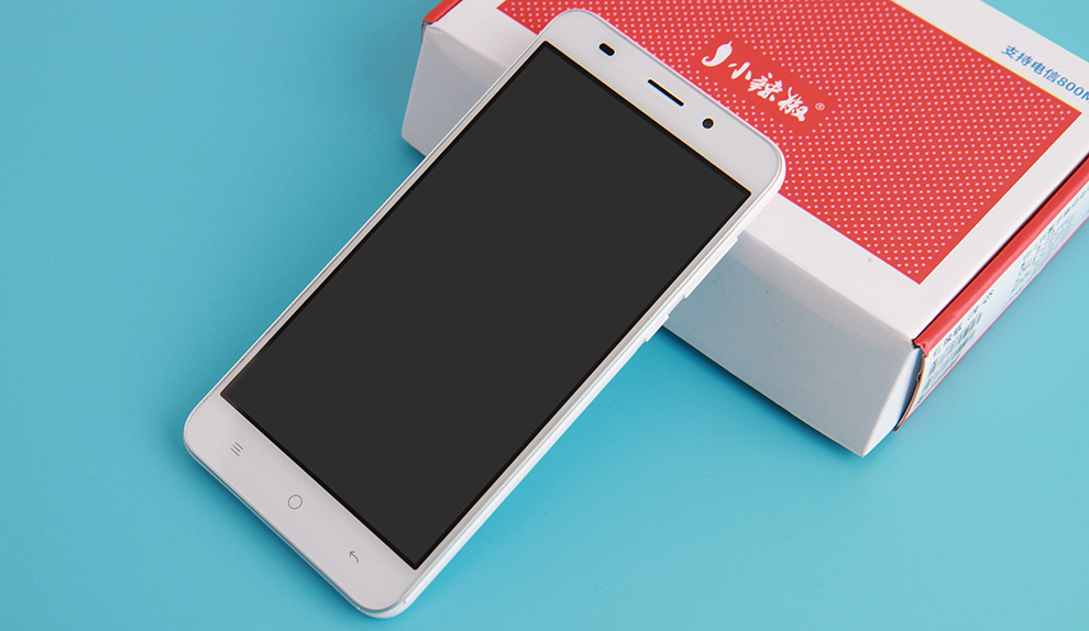 小辣椒 红辣椒gm-q8 全网通4g手机 白色 双卡双待