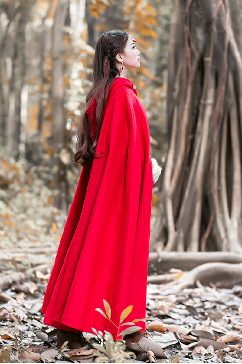 bw9新款2017秋冬新款复古斗篷毛呢大衣长款红色披风保暖呢子外套大码